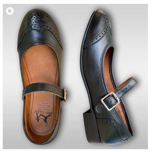 ARIS ALLEN SWING  WINGTIP DANCE SHOES  Size 8.5